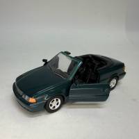 Модель авто масштаб 1:43 Maxichamps Volvo C70 Cabriolet 1997 Cararama