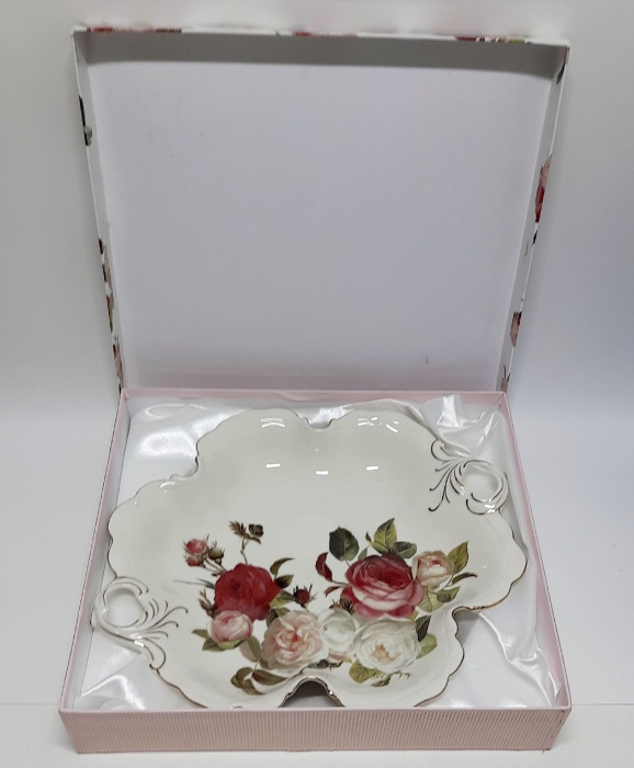 Блюдо сервировочное, Китай (сост. на фото)