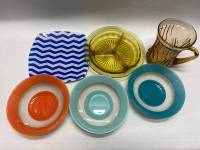 Тарелки цветное стекло 5 шт и кружка