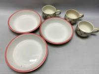 Набор керамики 6 предметов, 3 чашки и 3 глубокие тарелки