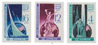 1965-031-33  Серия Набор марок (3 шт) СССР  День космонавтики III O