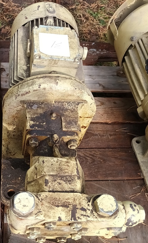 Двигатель асинхронный судовой (см фото)