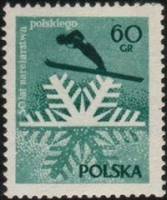 (1957-002) Марка Польша "Лыжник (Зеленая)"   50 лет лыжному спорту в Польше III Θ