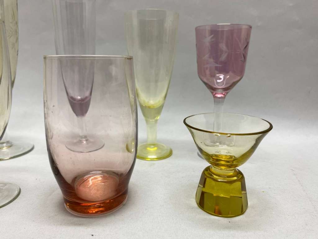 Бокалы и рюмки цветное стекло 7 шт