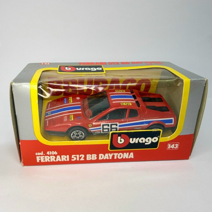 Модель BBurago Ferrari 512 BB в коробке