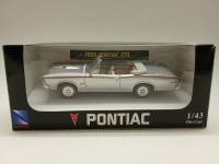 Модель авто 1:43 1966 Pontiak GTO New Ray City Cruiser в коробке