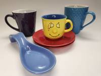 Чашки кружки яркие Блюдца красные Подставка под ложку голубая керамика ( 6 предметов)