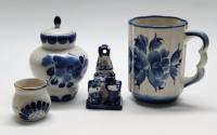 Кружка Чайница Статуэтка мельница и целующаяся парочка Вазочка гжель (4 предмета)