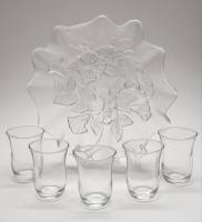 Блюдо волнистый край рифленый узор цветы и 5 стопок стекло 