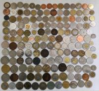 Набор иностранных монет, разные страны, разные года, разные номиналы, 159 штук