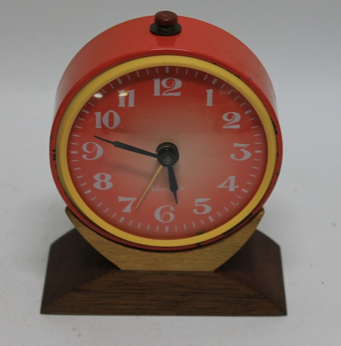 Будильник "Витязь", механика, СССР (сост. на фото)