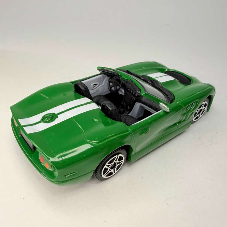 Модель BBurago Shelby Series 1 в коробке