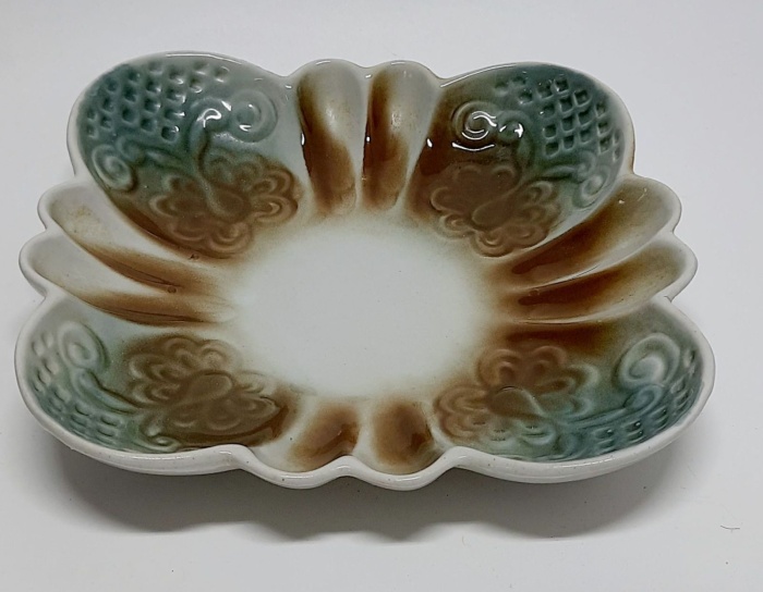 Тарелка, керамика, Ленстройфаянс, СССР (сост. на фото)