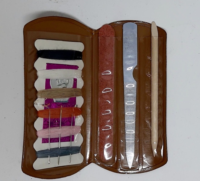 Дорожный, маникюрный набор (сост. на фото)