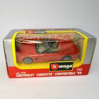 Модель BBurago Chevrolet Corvette в коробке