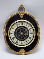 Часы настенные Янтарь кварц (рабоспособность не проверялась)