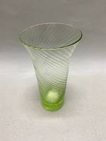 Ваза 18,5 см цветное стекло СССР