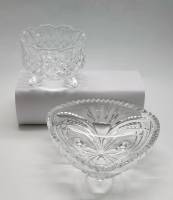 Вазы салатники на ножках 2 штуки хрусталь СССР винтаж круглый и треугольный