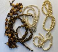 Бусины жемчужные искусственные/пластик и деревянные для создания украшений