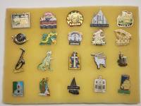 Набор коллекция разных современных иностранных значков 20 штук 