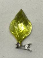 Елочная игрушка лист на прищепке 