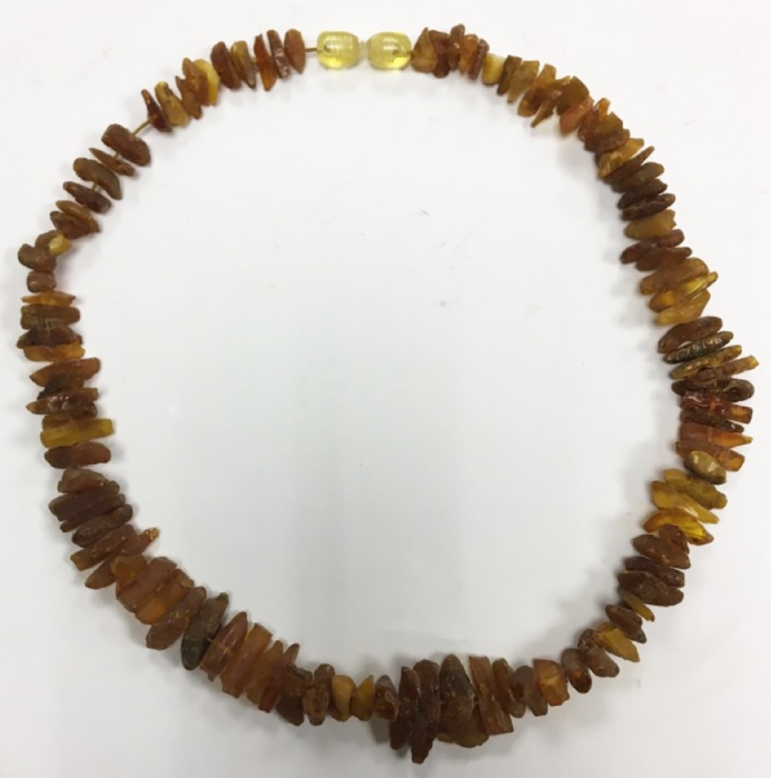 Бусы, янтарь (сост. на фото)