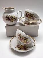Чайные пары 2 штуки и молочник Дулево