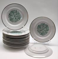 Тарелки десертные 14 шт Пролетарий фарфор СССР винтаж диаметр 17 см рисунок зеленый цветок в центре