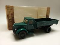 Модель 1:43 ЯАЗ 200 в коробке Автолегенды СССР грузовики