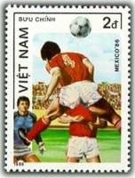 (1986-013) Марка Вьетнам "Футбол (3)"    ЧМ по футболу 1986, Мехико III Θ